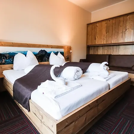 Der Wolkensteinbaer Hotel 3*
